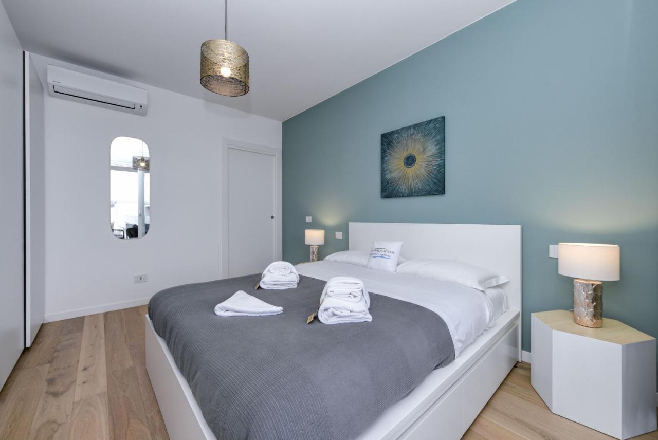 Opalia Residence - Garda Lake Lifestyle Apartment Peschiera del Garda Exterior photo