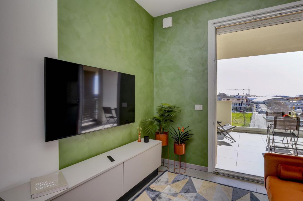 Opalia Residence - Garda Lake Lifestyle Apartment Peschiera del Garda Exterior photo